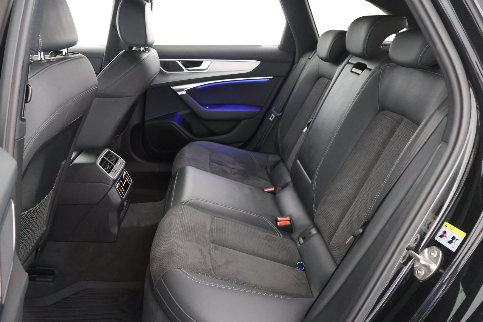 AUDI A6 2021
