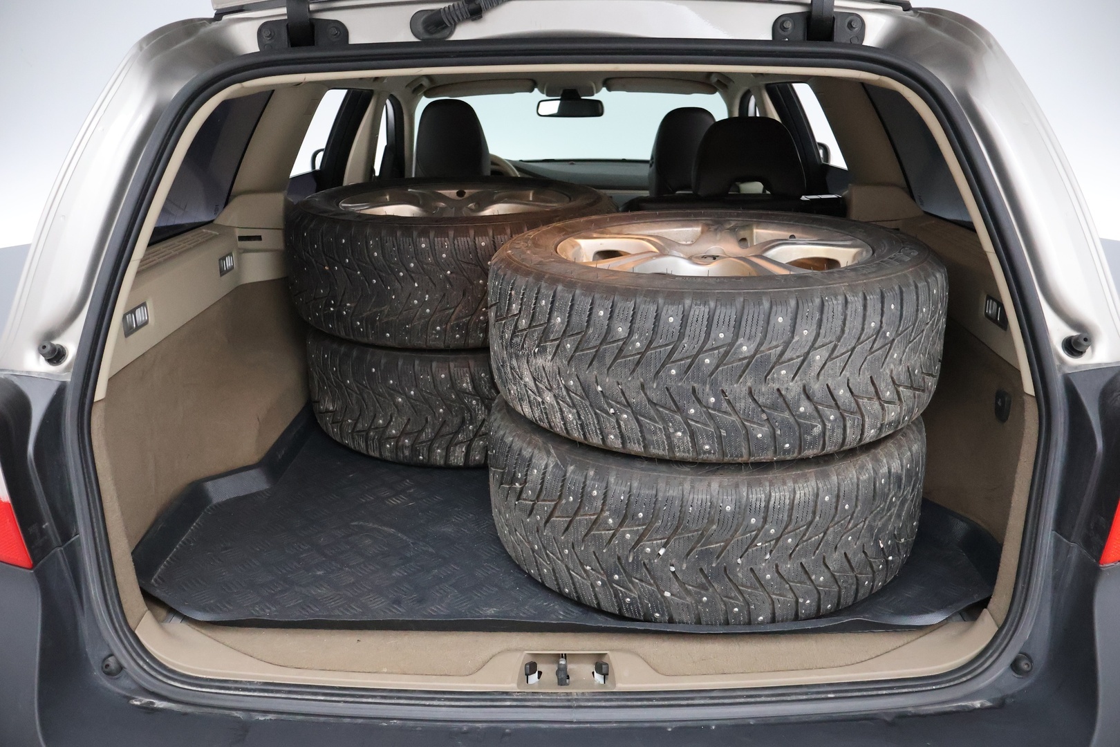 VOLVO XC70 2010
