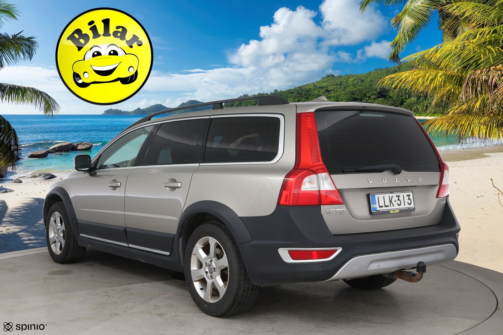 VOLVO XC70 2010