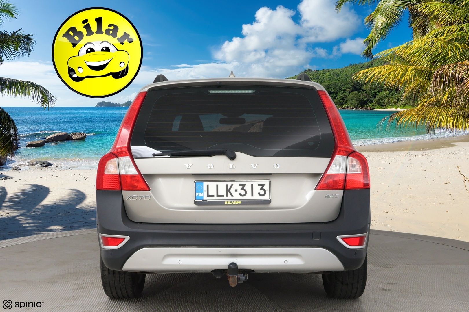 VOLVO XC70 2010