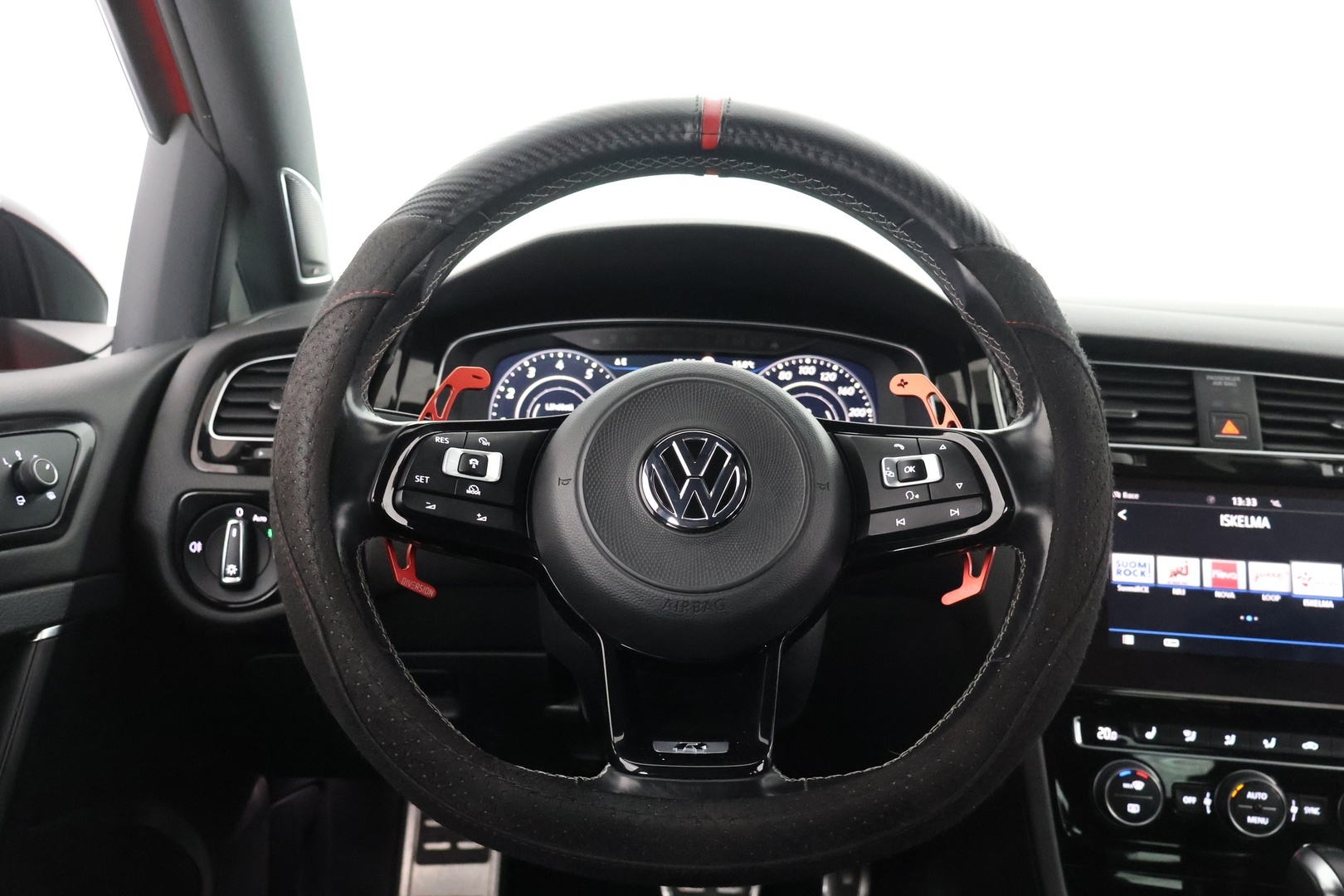 VOLKSWAGEN Golf 2018