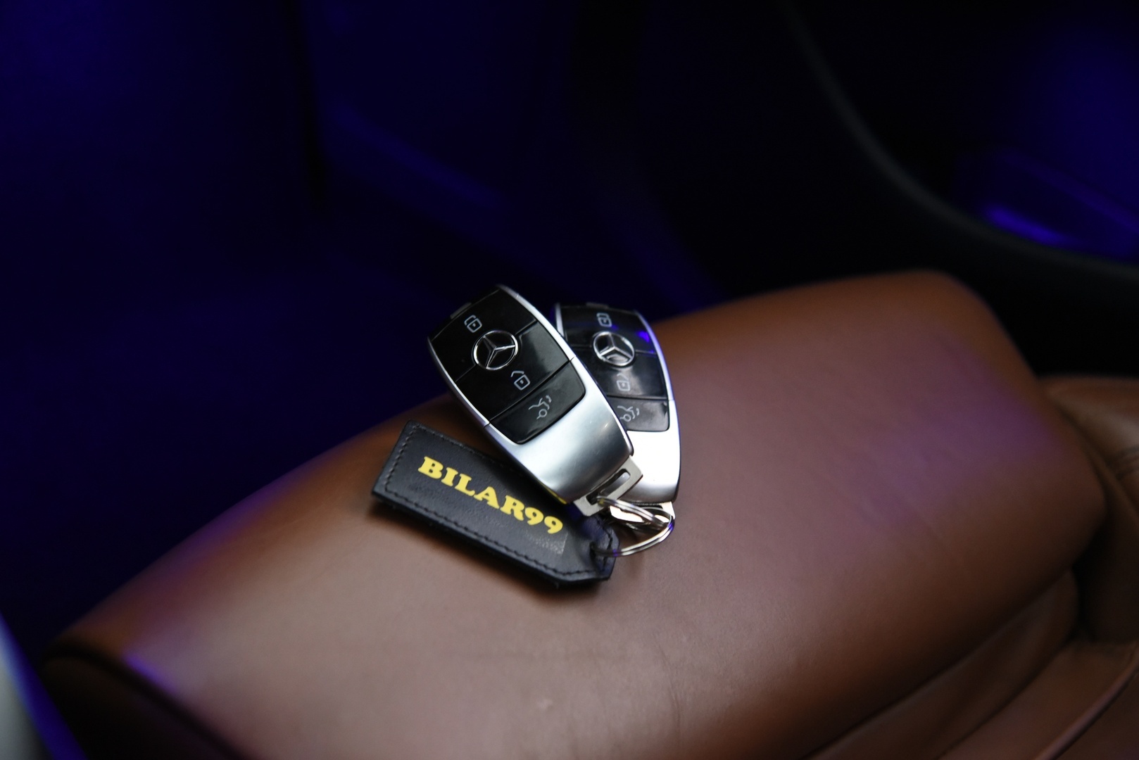 MERCEDES-BENZ E 2017