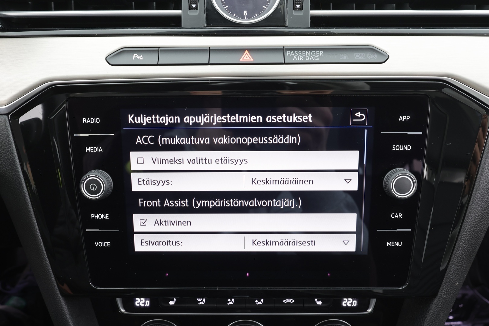 VOLKSWAGEN Passat 2018