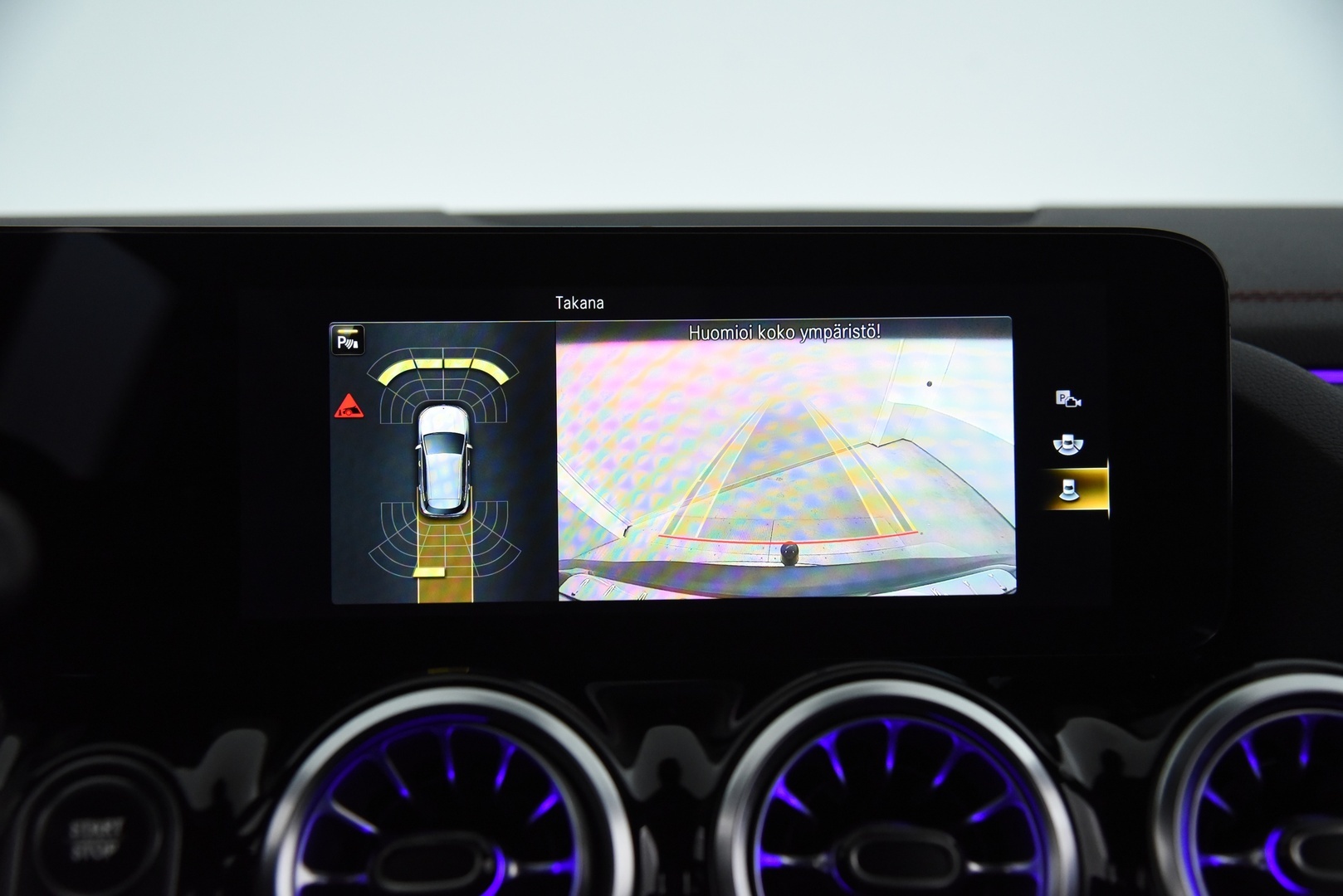 MERCEDES-BENZ EQA 2021