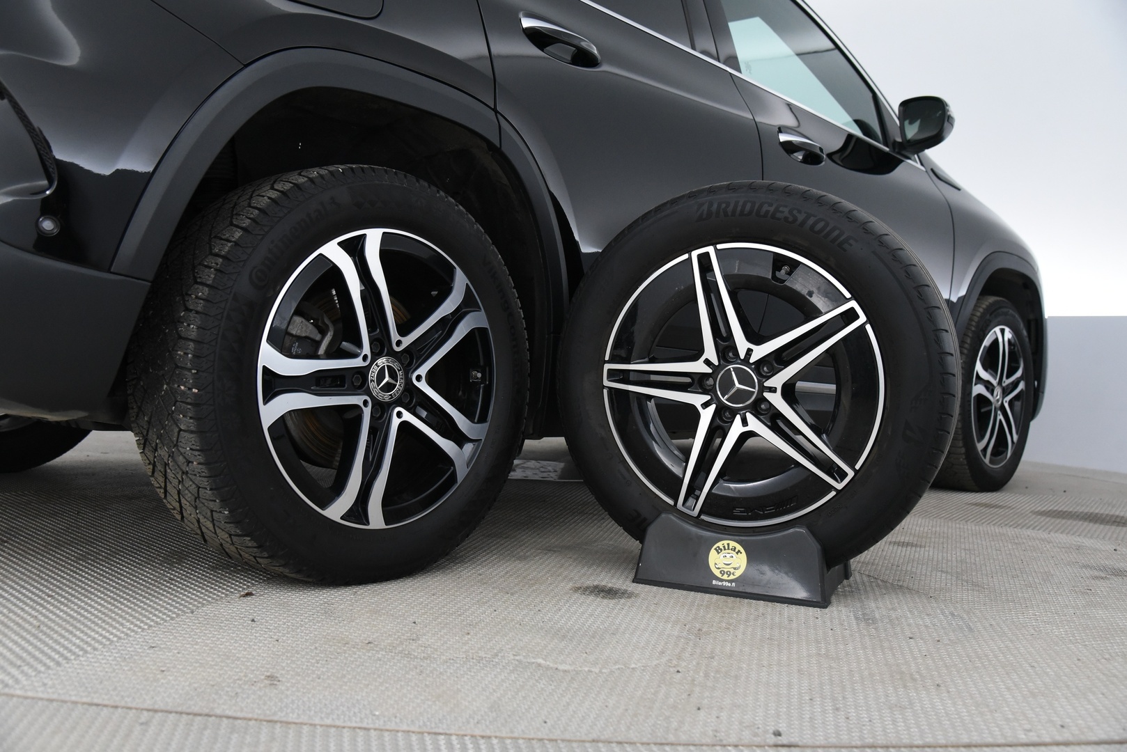 MERCEDES-BENZ EQA 2021