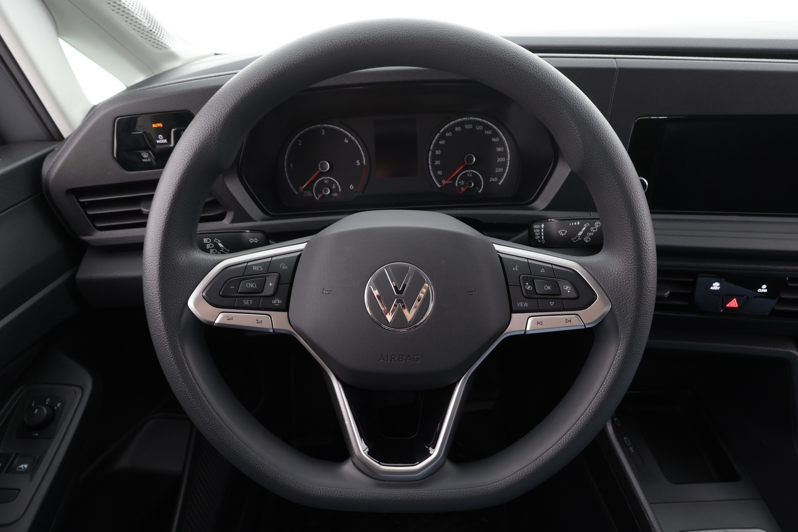 VOLKSWAGEN Caddy 2023