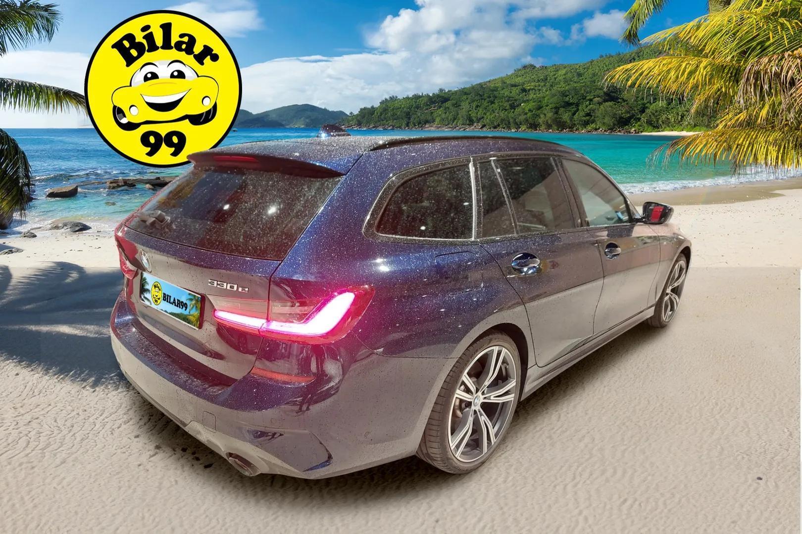 BMW 330e 2021