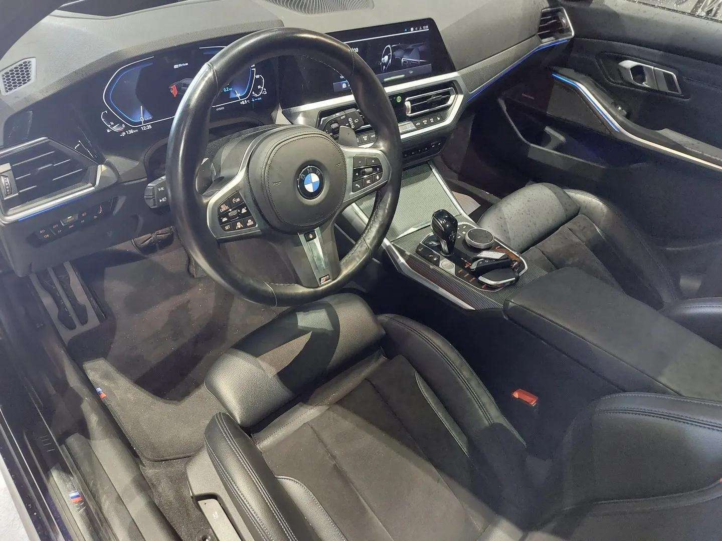 BMW 330e 2021