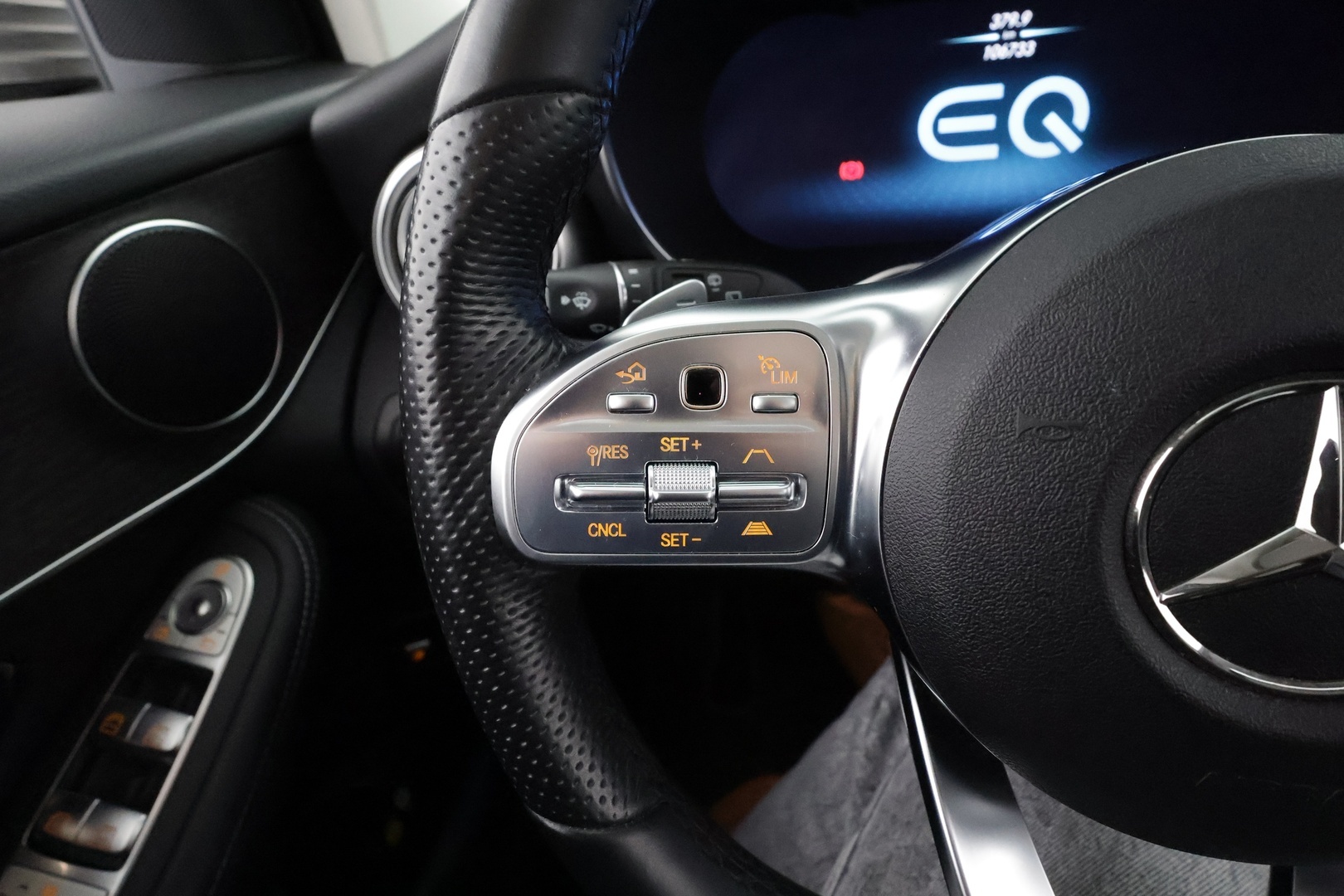 MERCEDES-BENZ GLC 2021