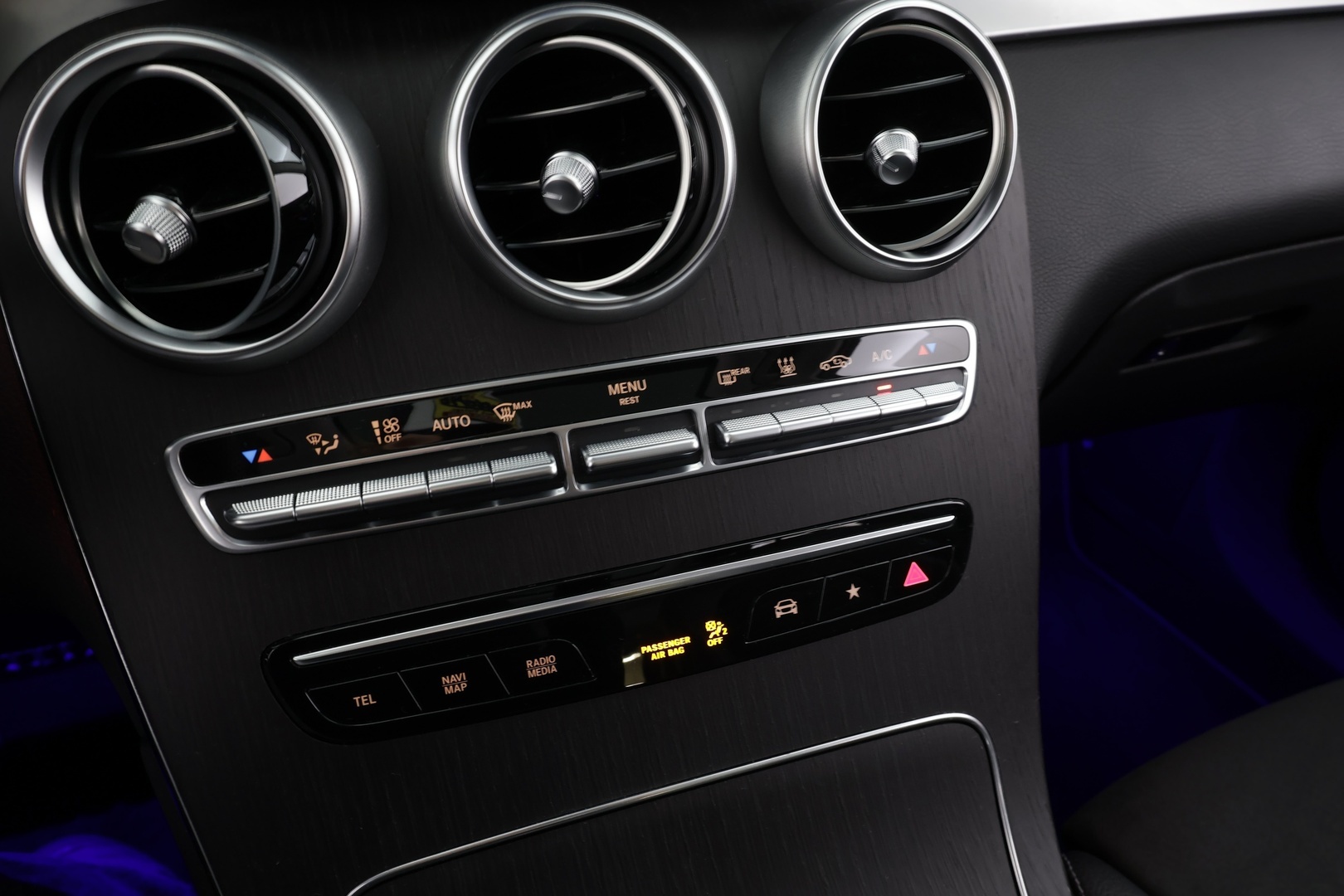 MERCEDES-BENZ GLC 2021