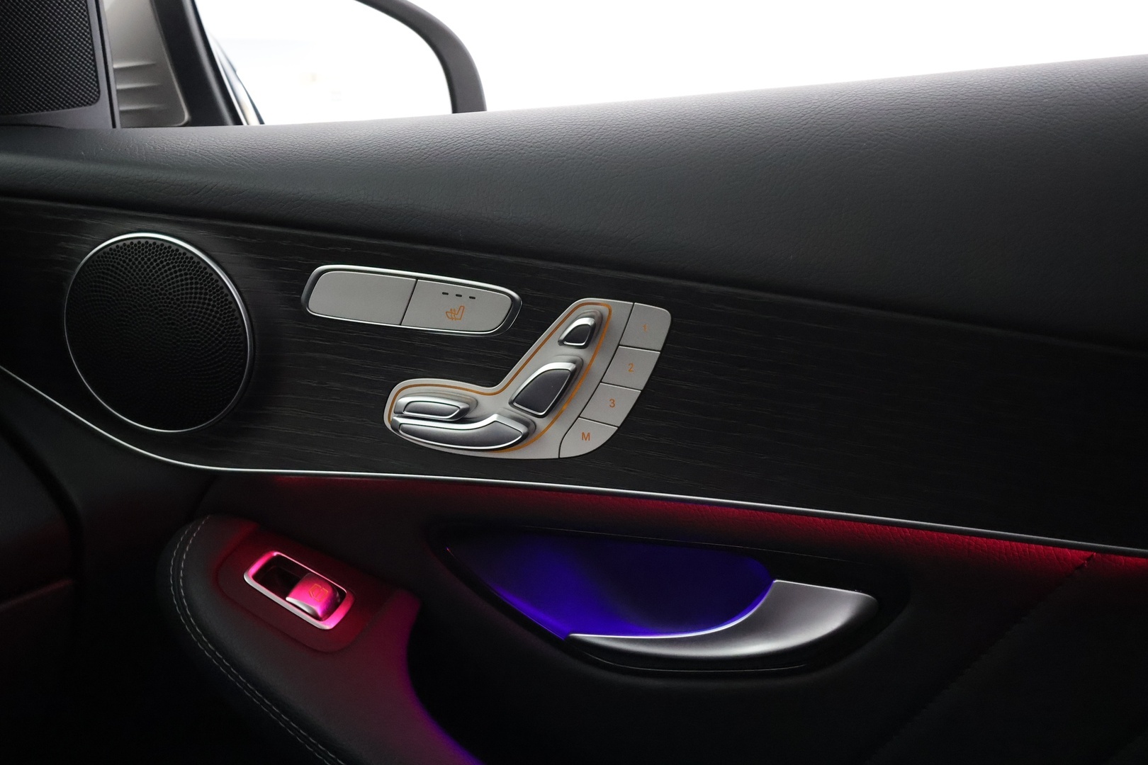 MERCEDES-BENZ GLC 2021