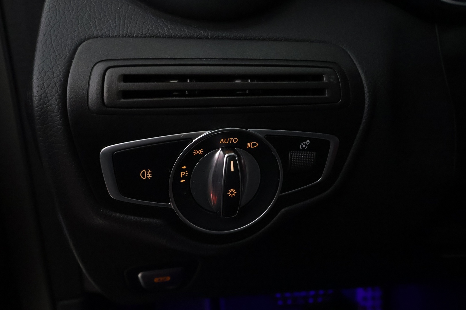 MERCEDES-BENZ GLC 2021