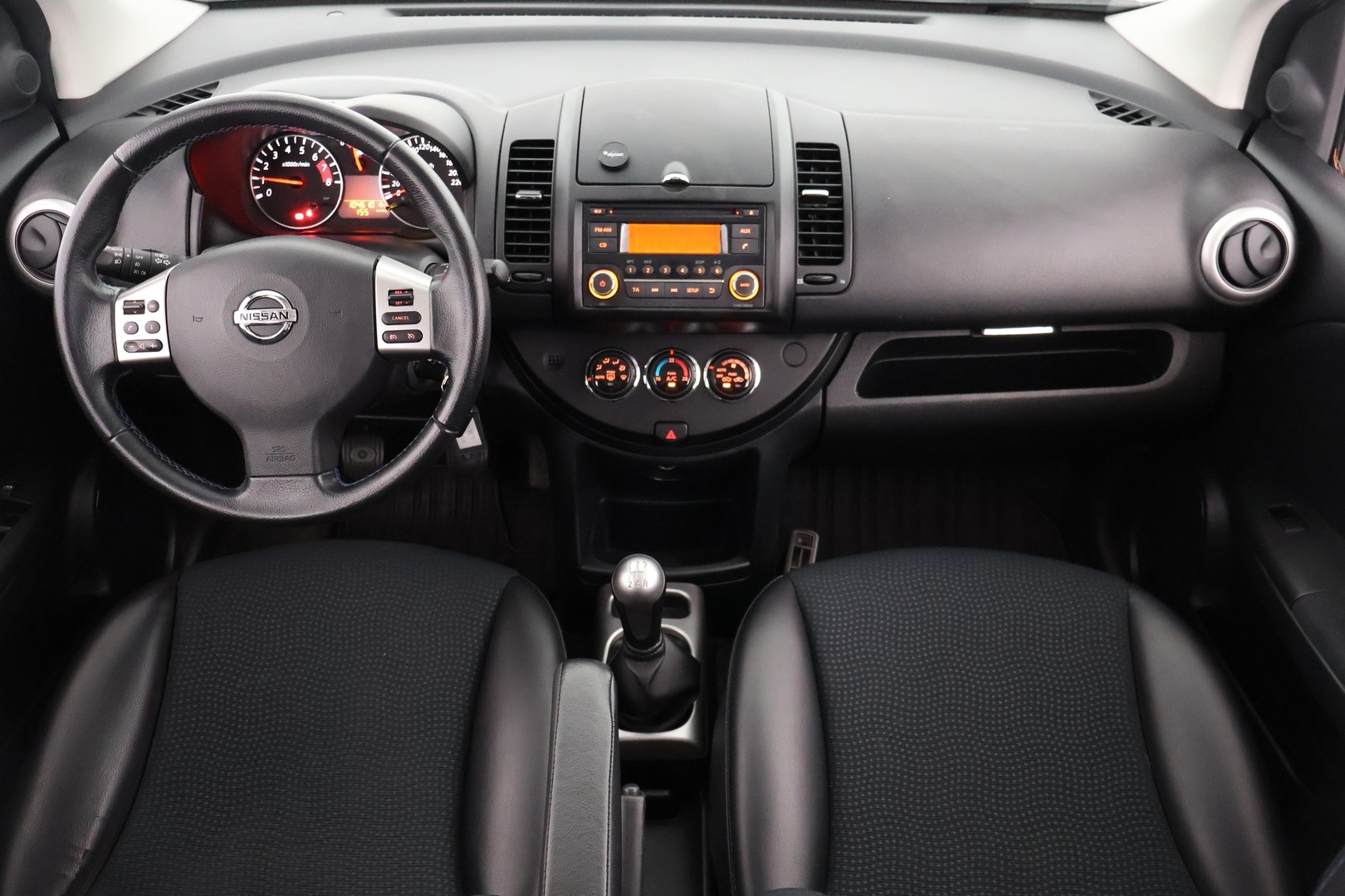 NISSAN Note 2013