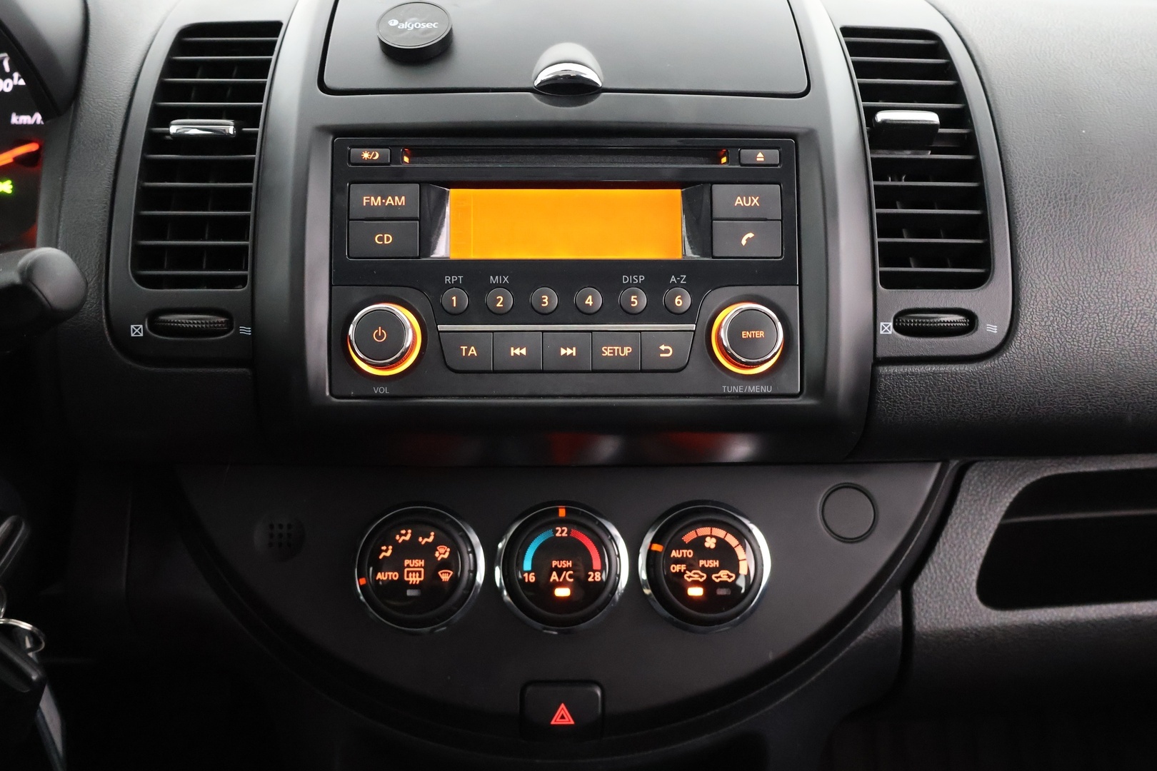 NISSAN Note 2013