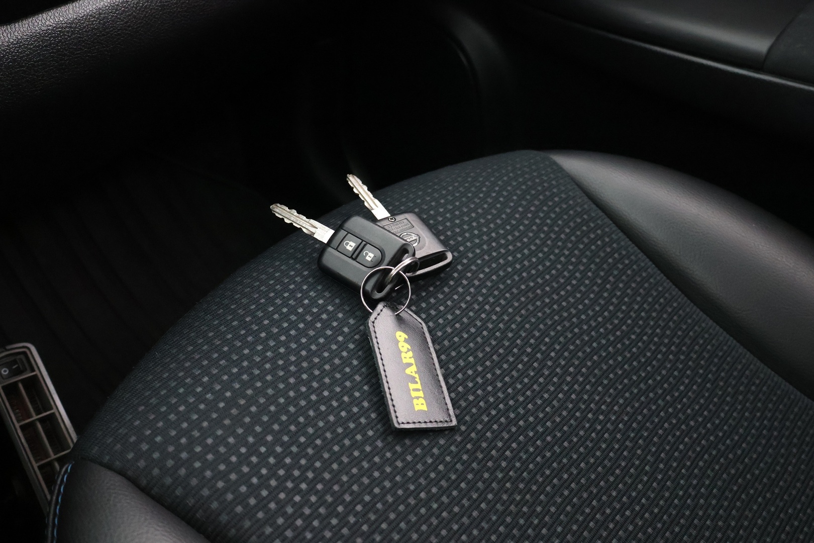 NISSAN Note 2013