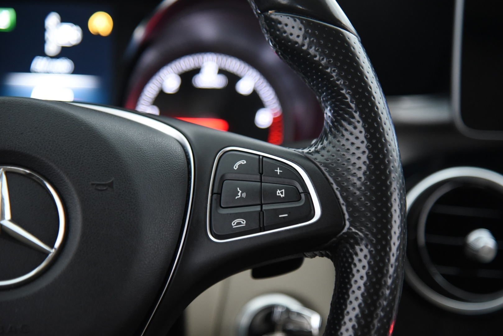 MERCEDES-BENZ C 2015