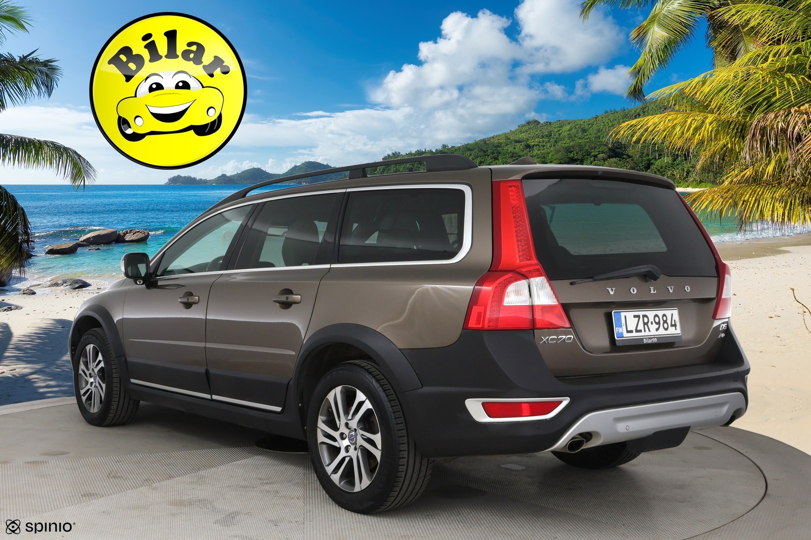 VOLVO XC70 2012