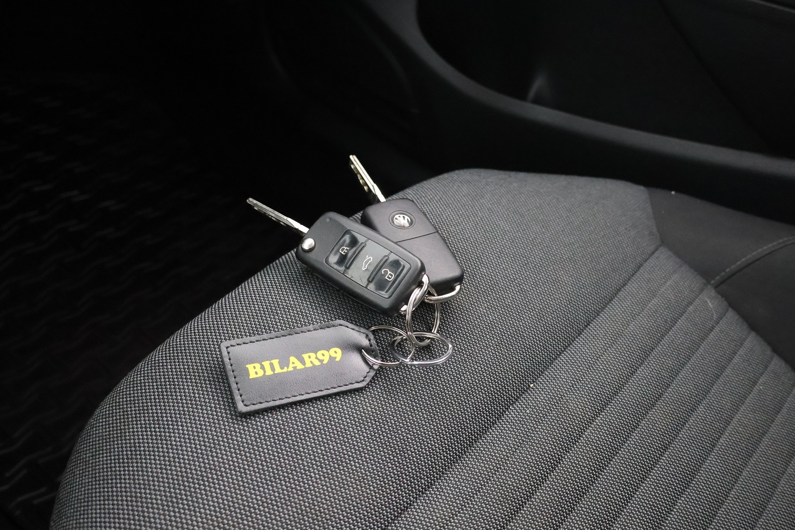 VOLKSWAGEN Polo 2011