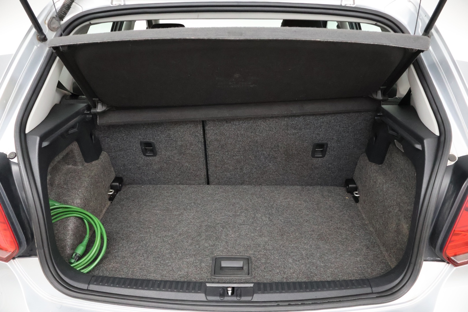 VOLKSWAGEN Polo 2011