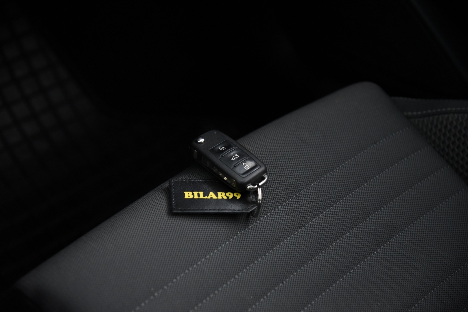 VOLKSWAGEN Scirocco 2012