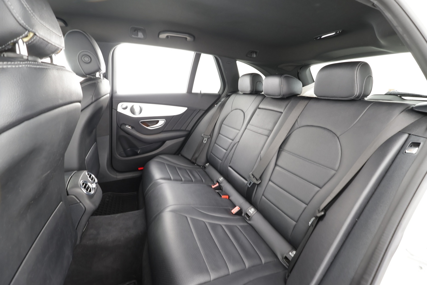 MERCEDES-BENZ C 2016