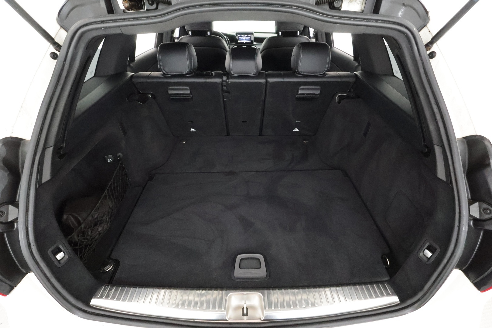 MERCEDES-BENZ C 2016