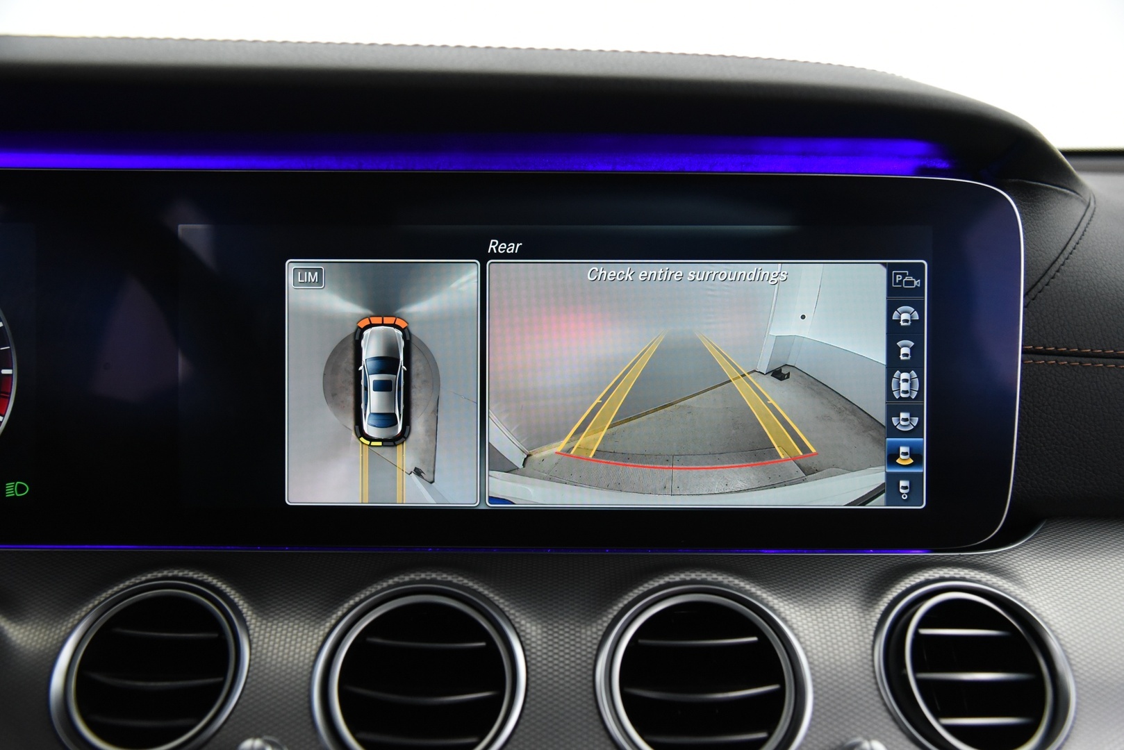 MERCEDES-BENZ E 2016