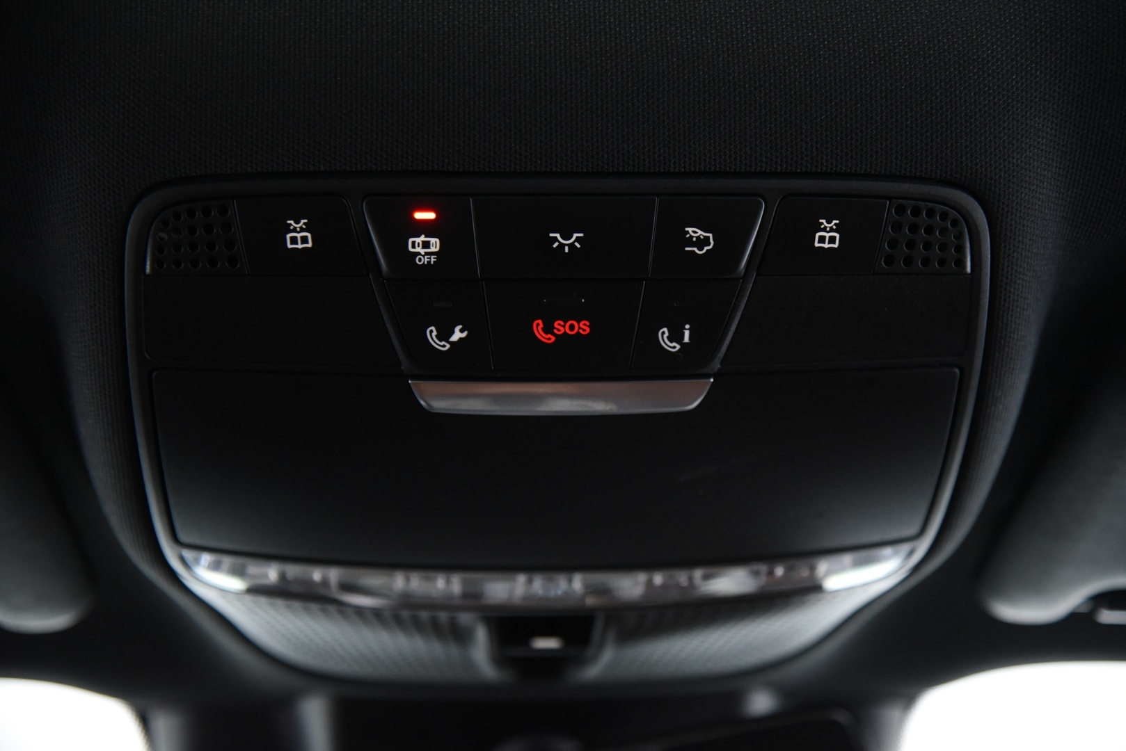 MERCEDES-BENZ E 2016