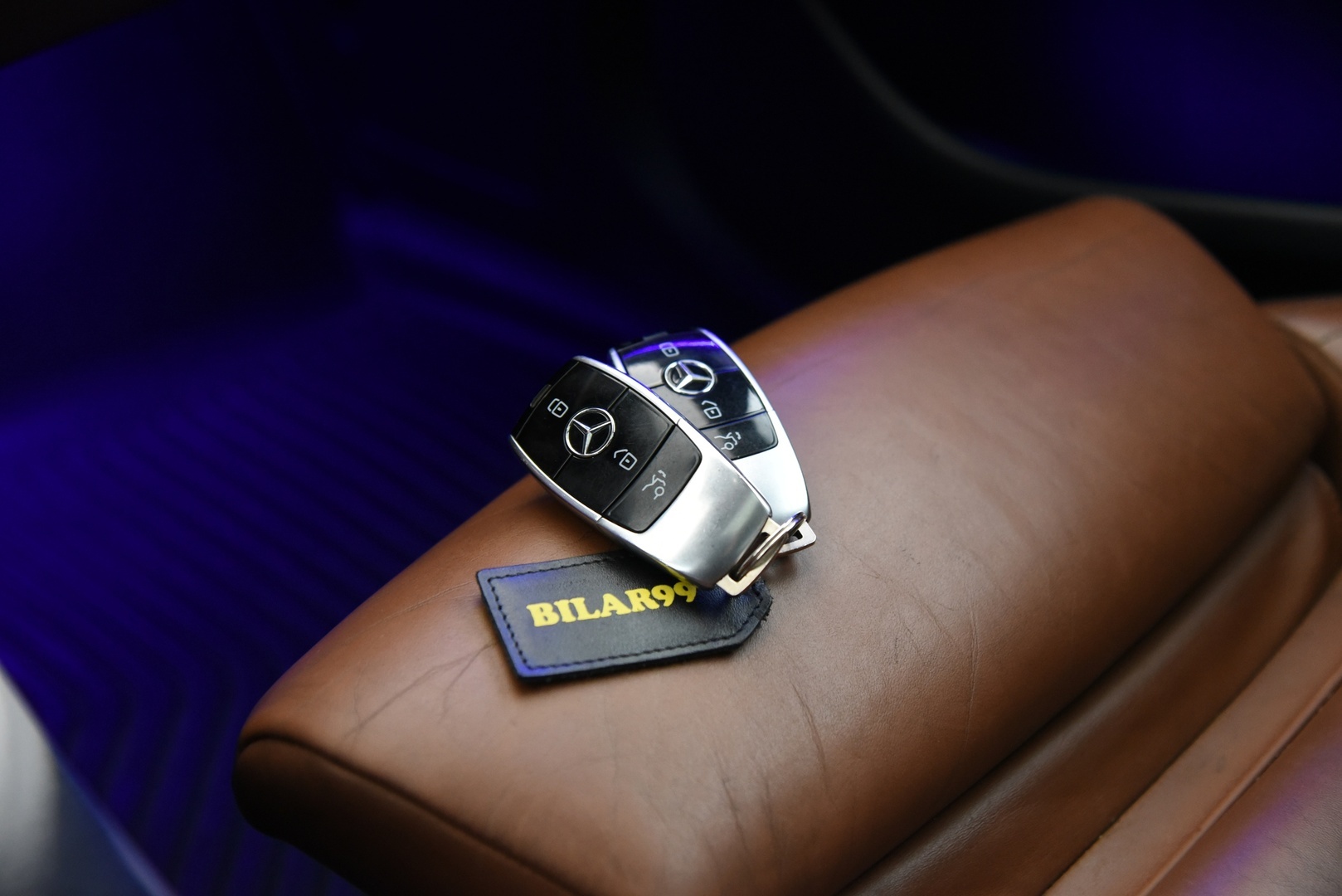 MERCEDES-BENZ E 2016