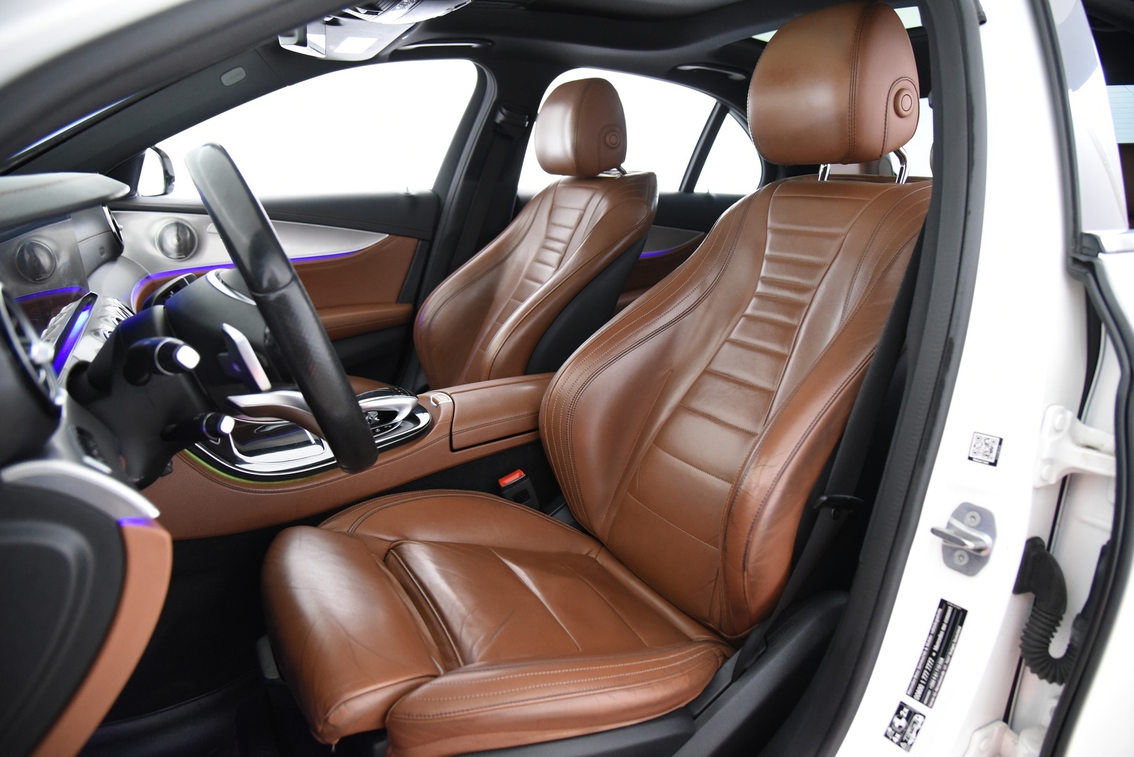 MERCEDES-BENZ E 2016