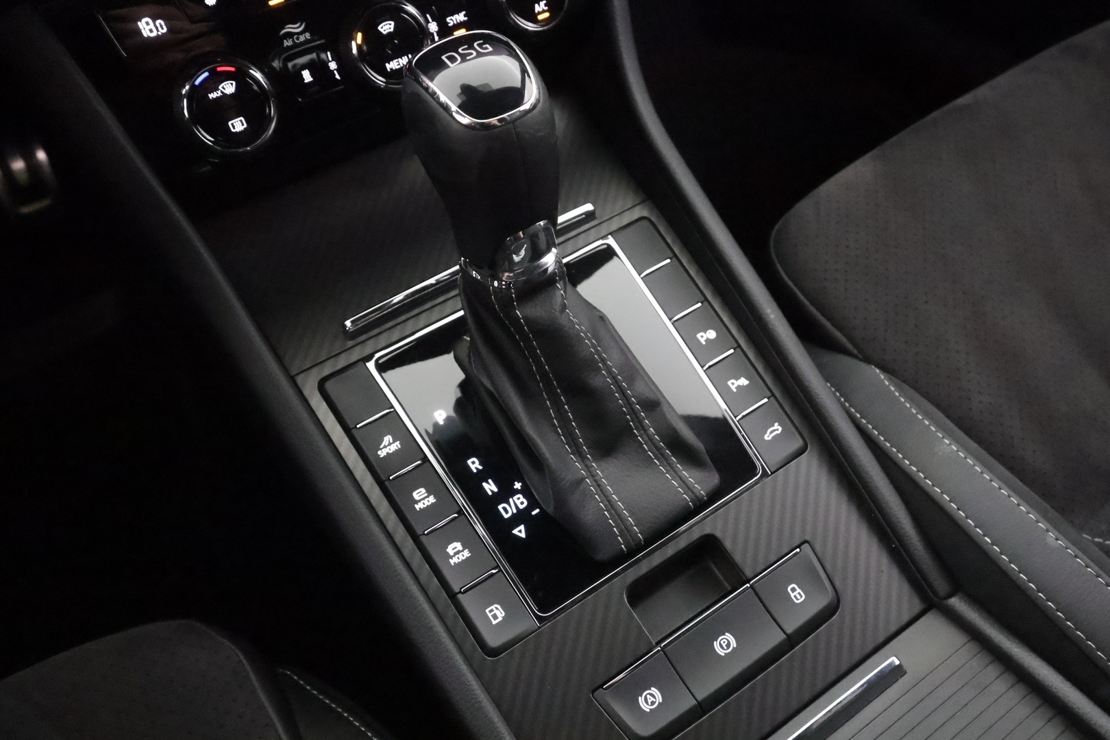 SKODA Superb 2022