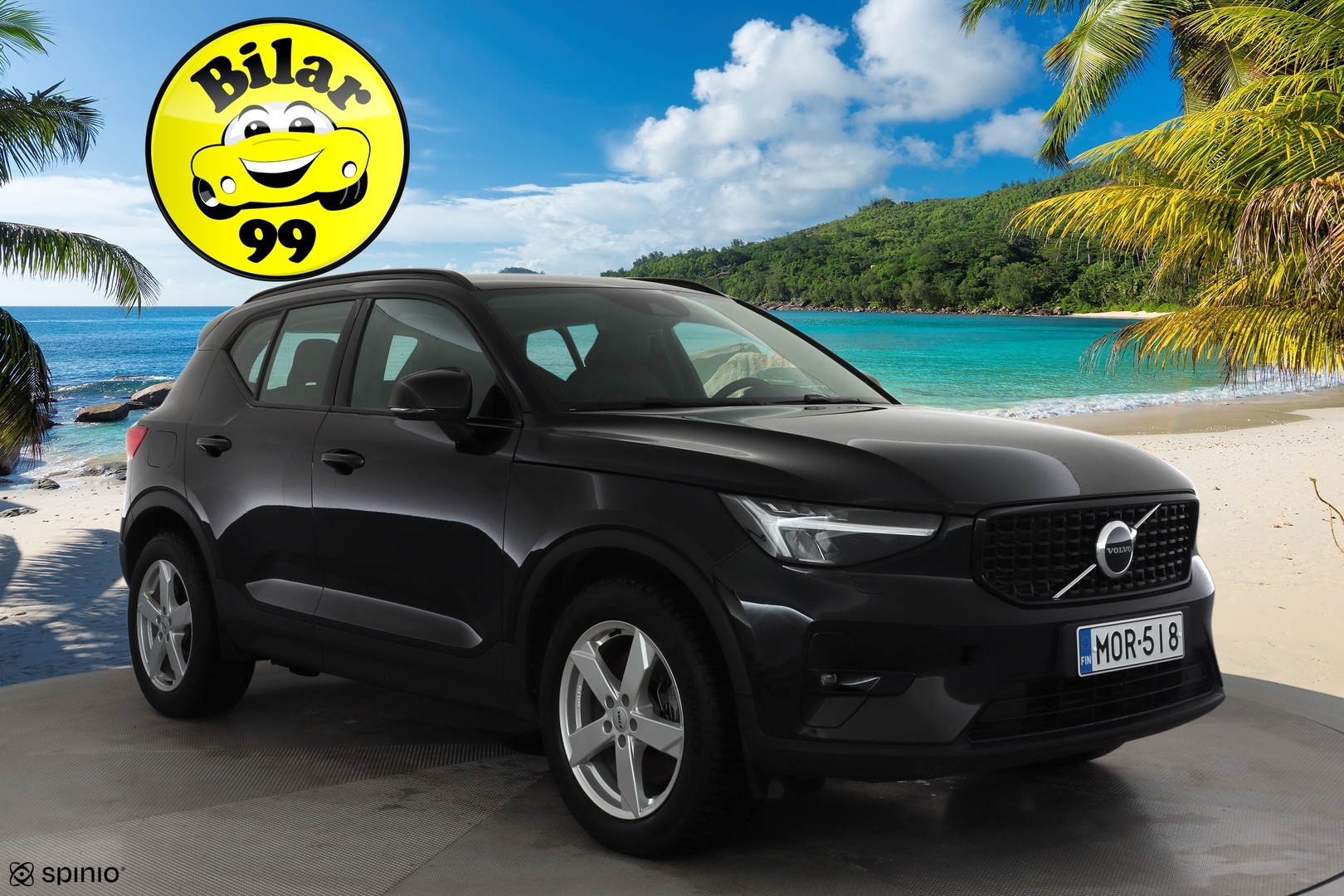 VOLVO XC40 2023