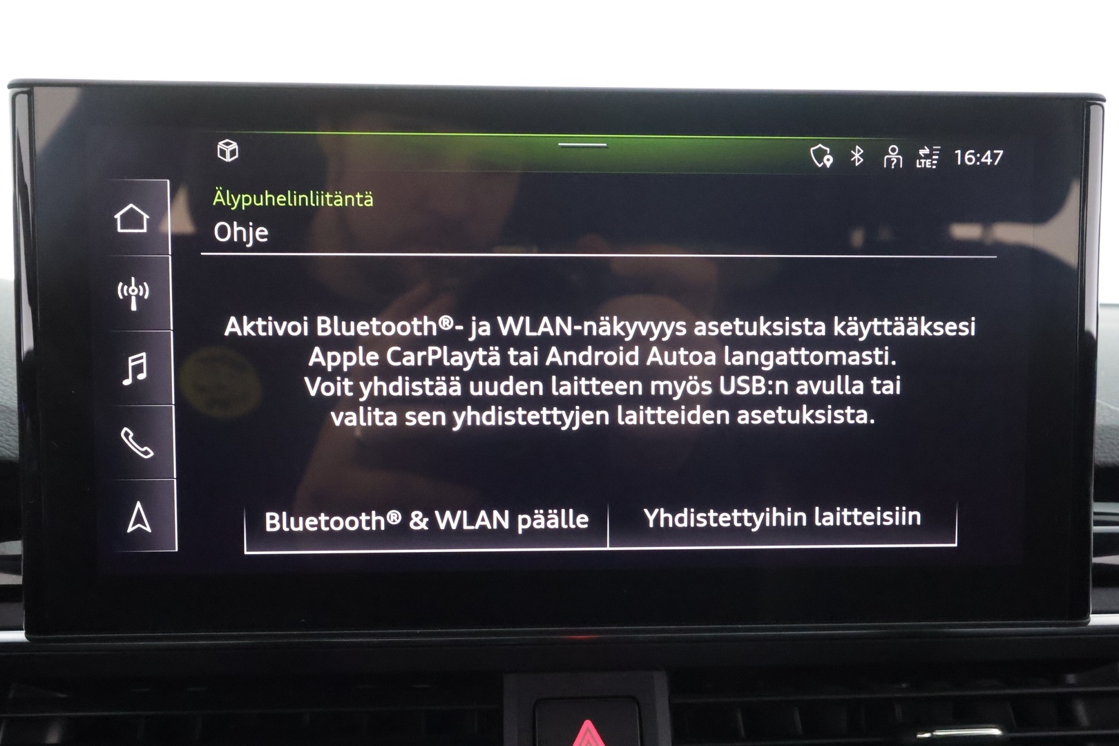 AUDI A4 2023