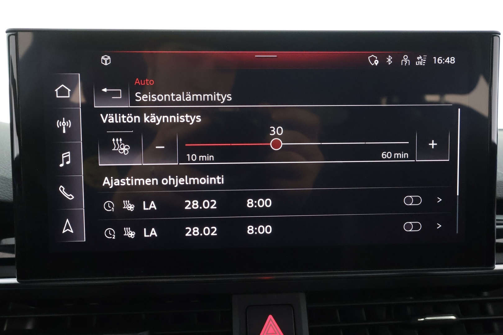 AUDI A4 2023