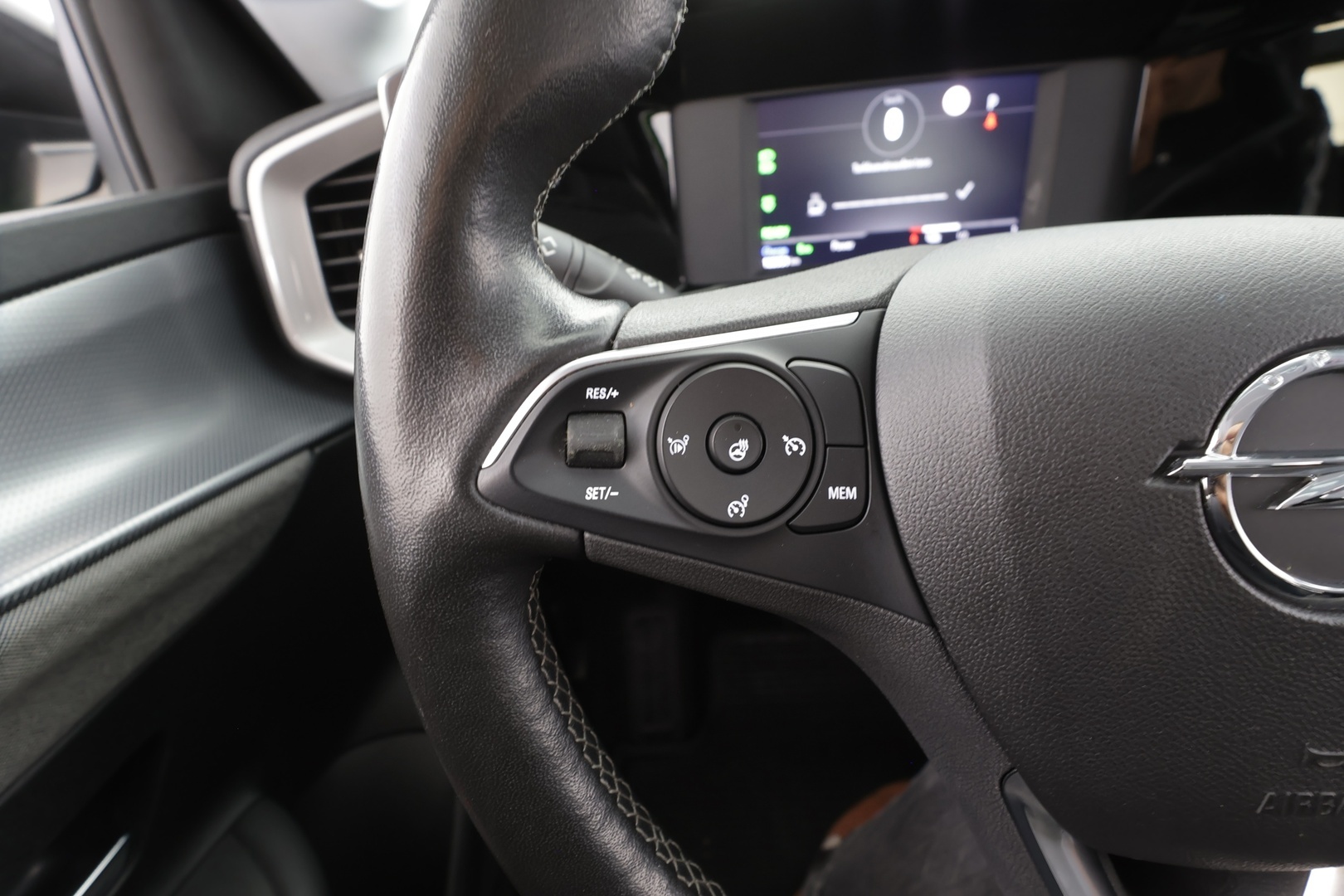 OPEL Mokka-e 2023
