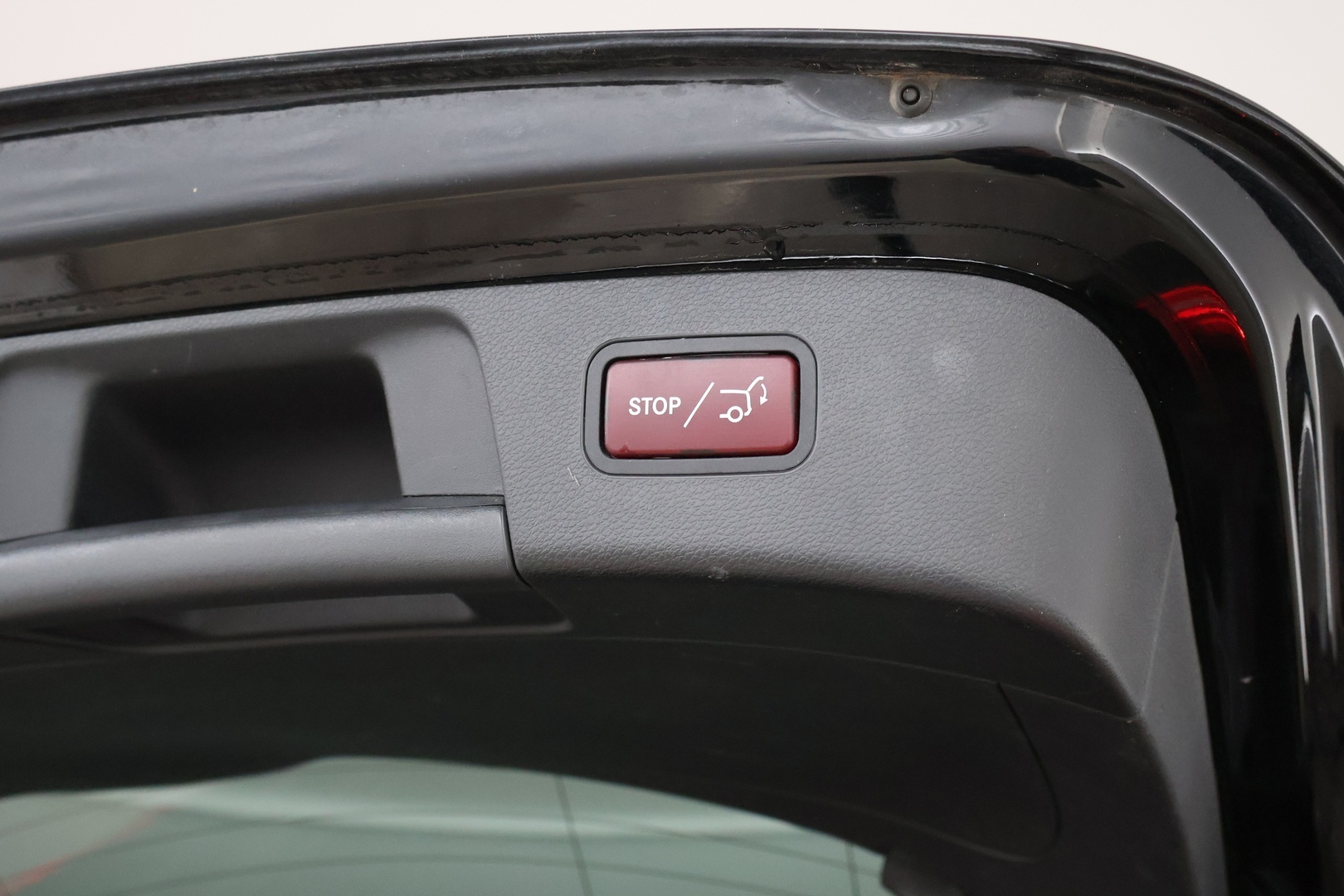 MERCEDES-BENZ GLA 2016