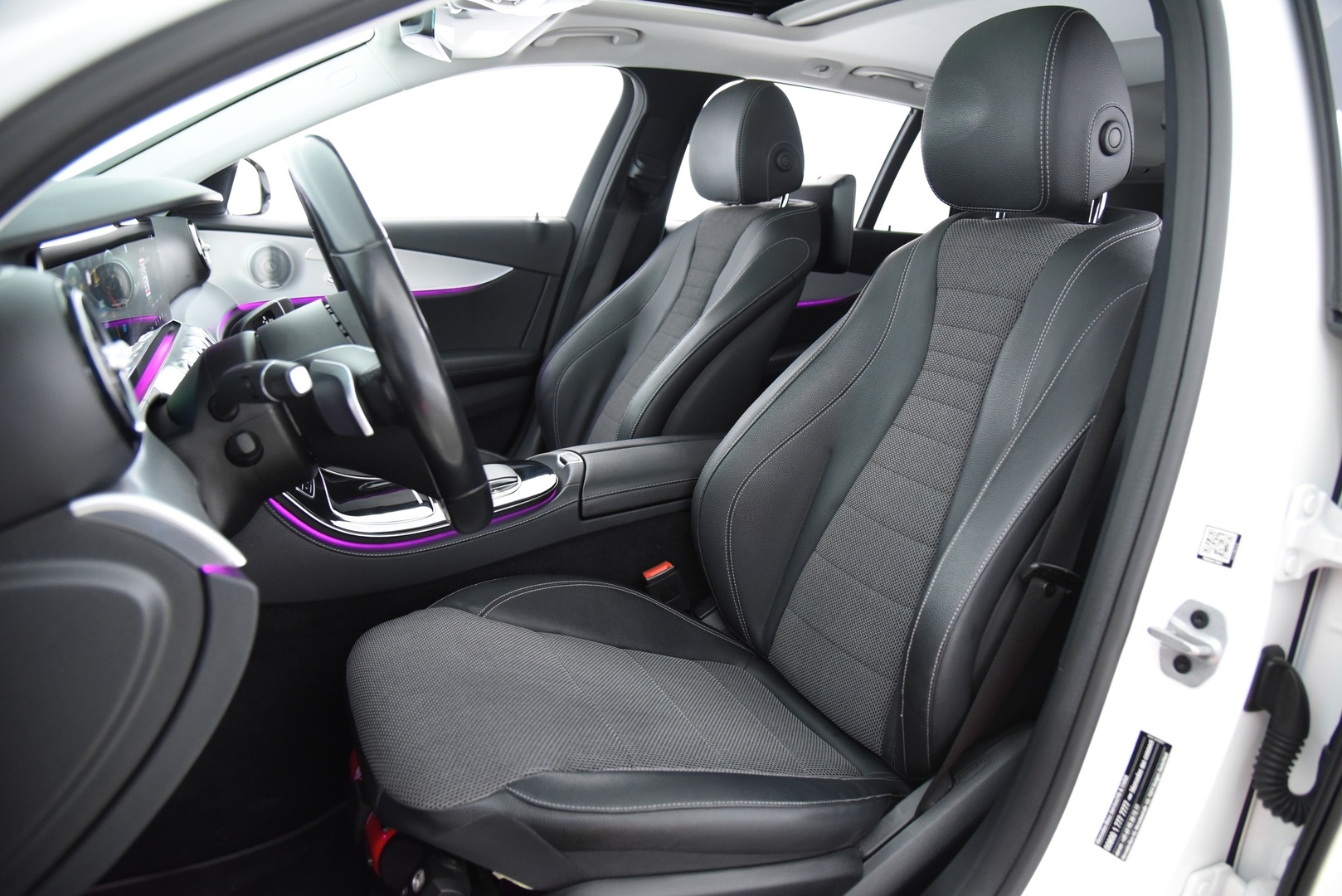 MERCEDES-BENZ E 2021