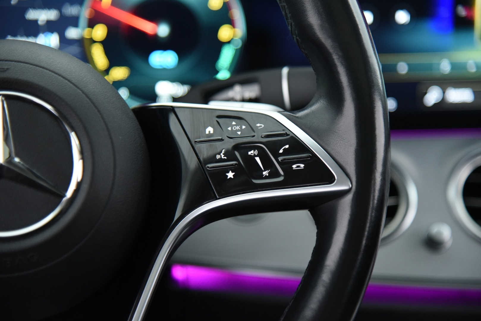 MERCEDES-BENZ E 2021