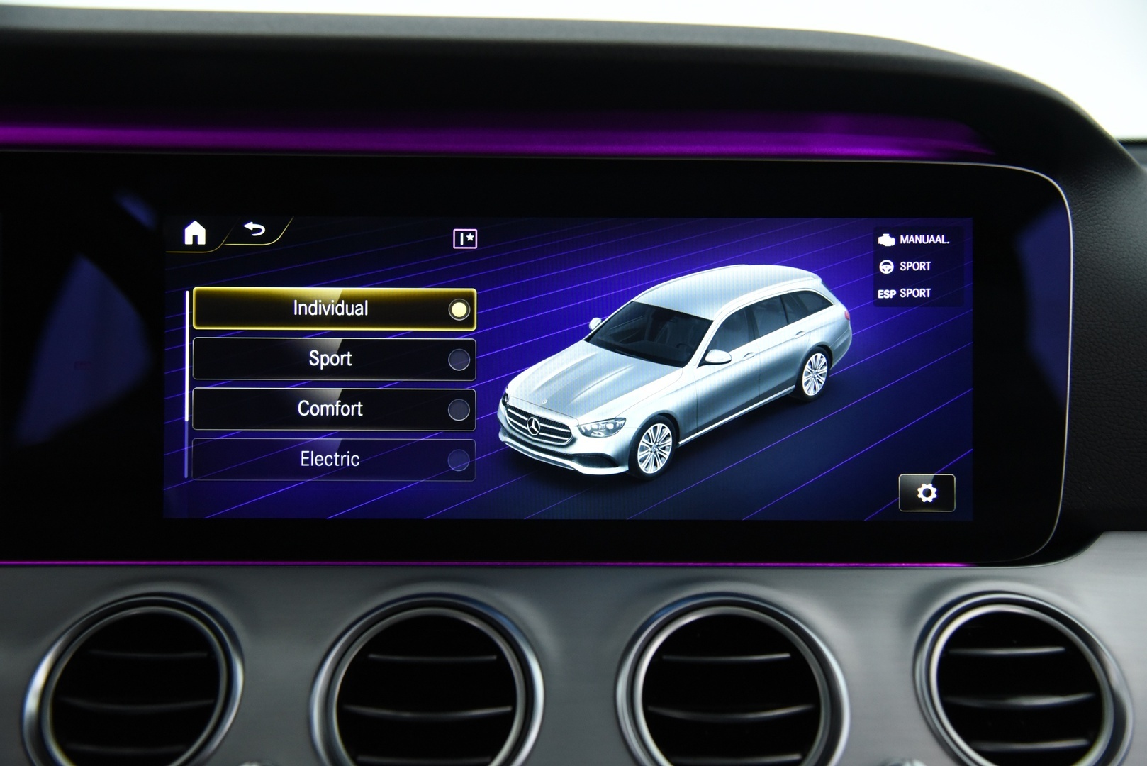 MERCEDES-BENZ E 2021