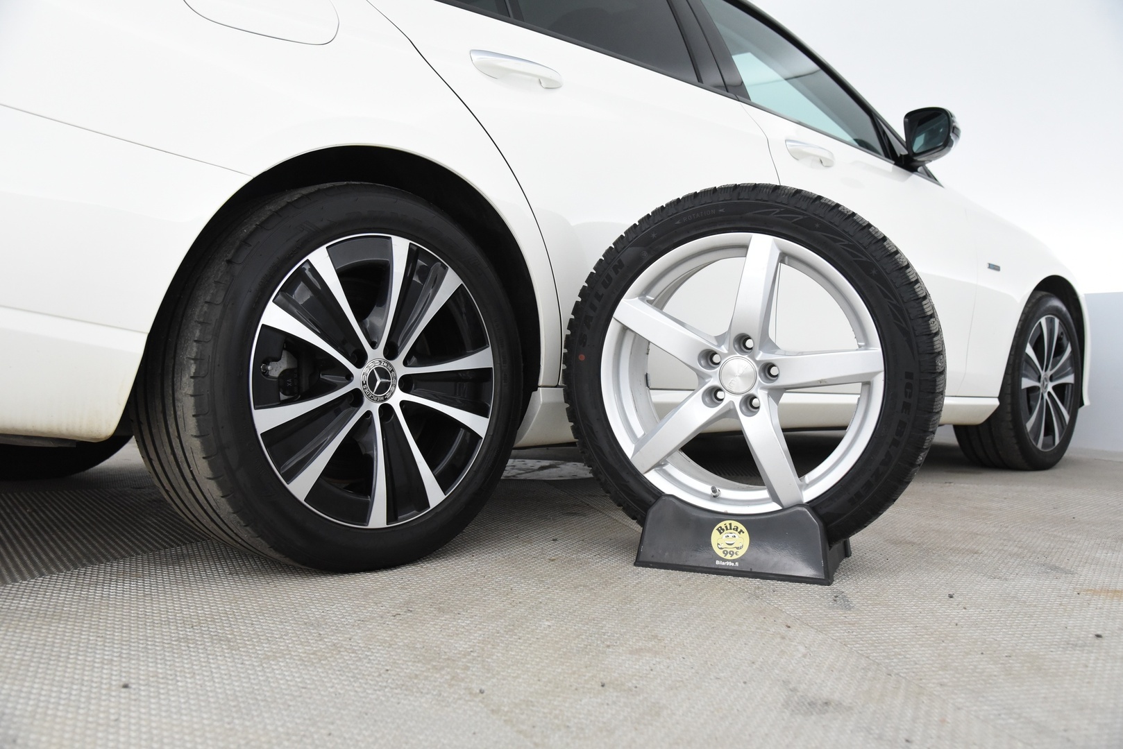 MERCEDES-BENZ E 2021