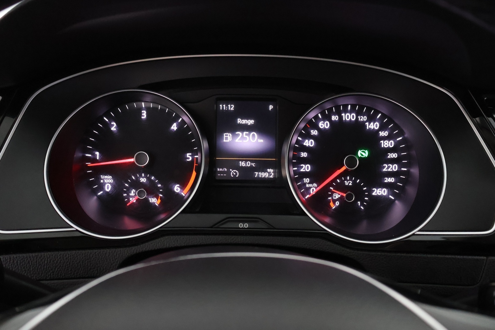 VOLKSWAGEN PASSAT 2015