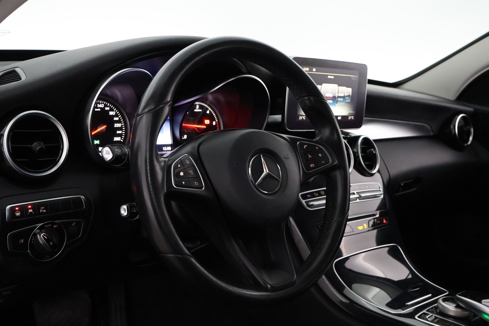 MERCEDES-BENZ C 2016