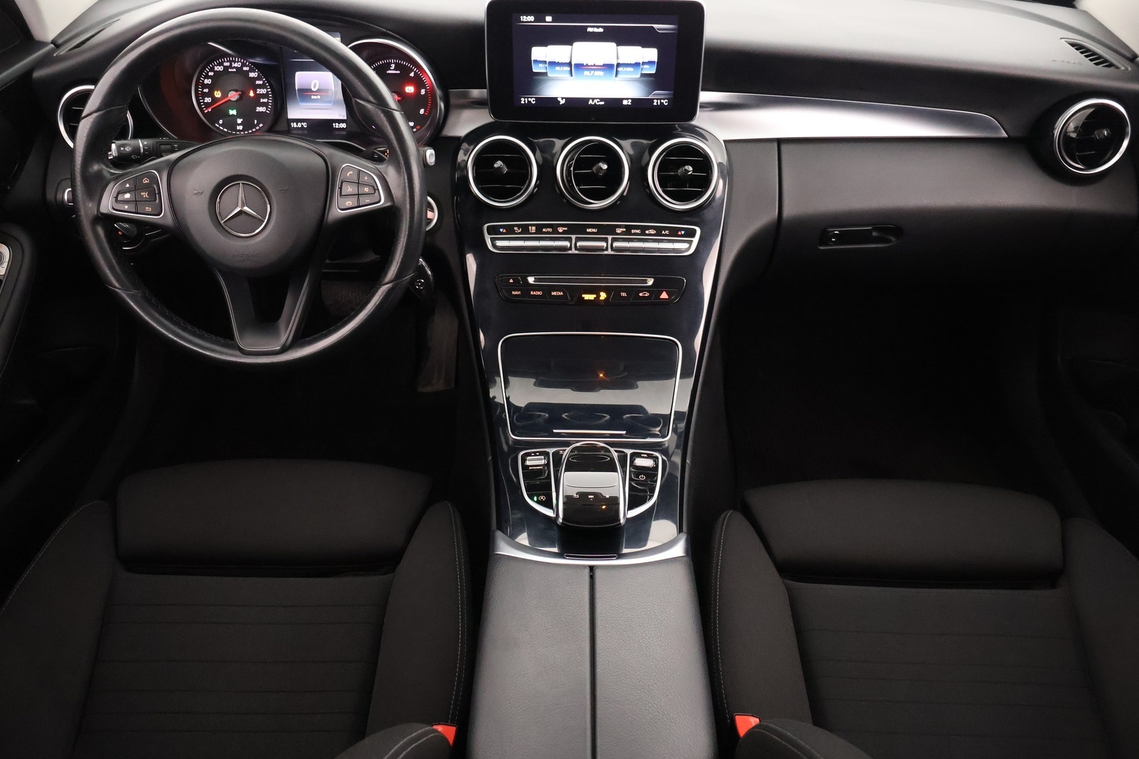 MERCEDES-BENZ C 2016
