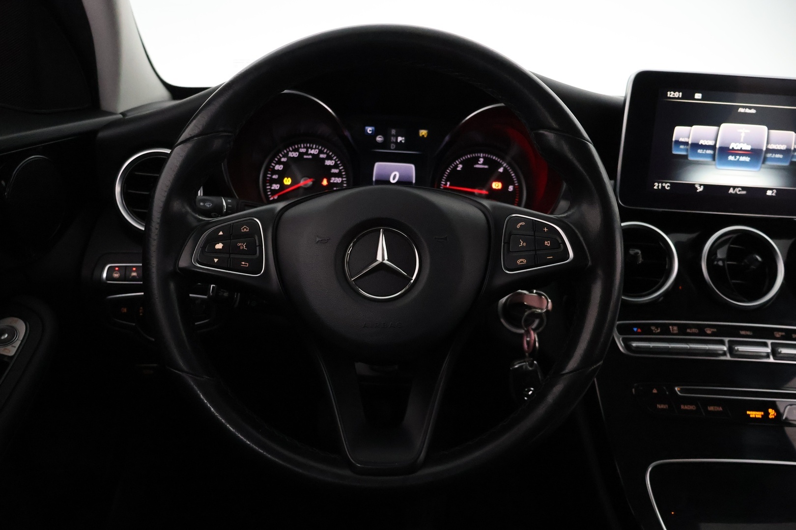 MERCEDES-BENZ C 2016