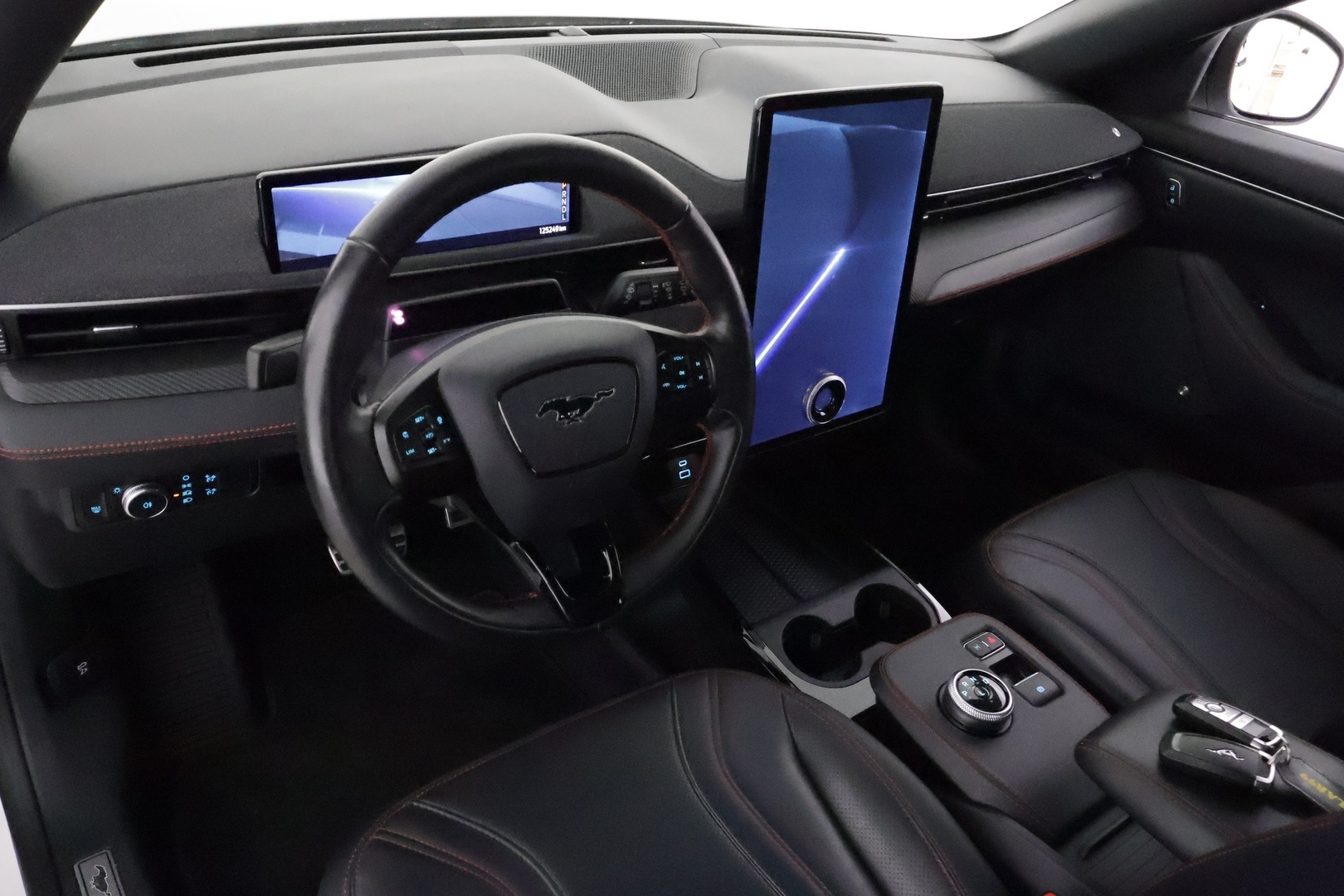 FORD Mustang Mach-E 2021