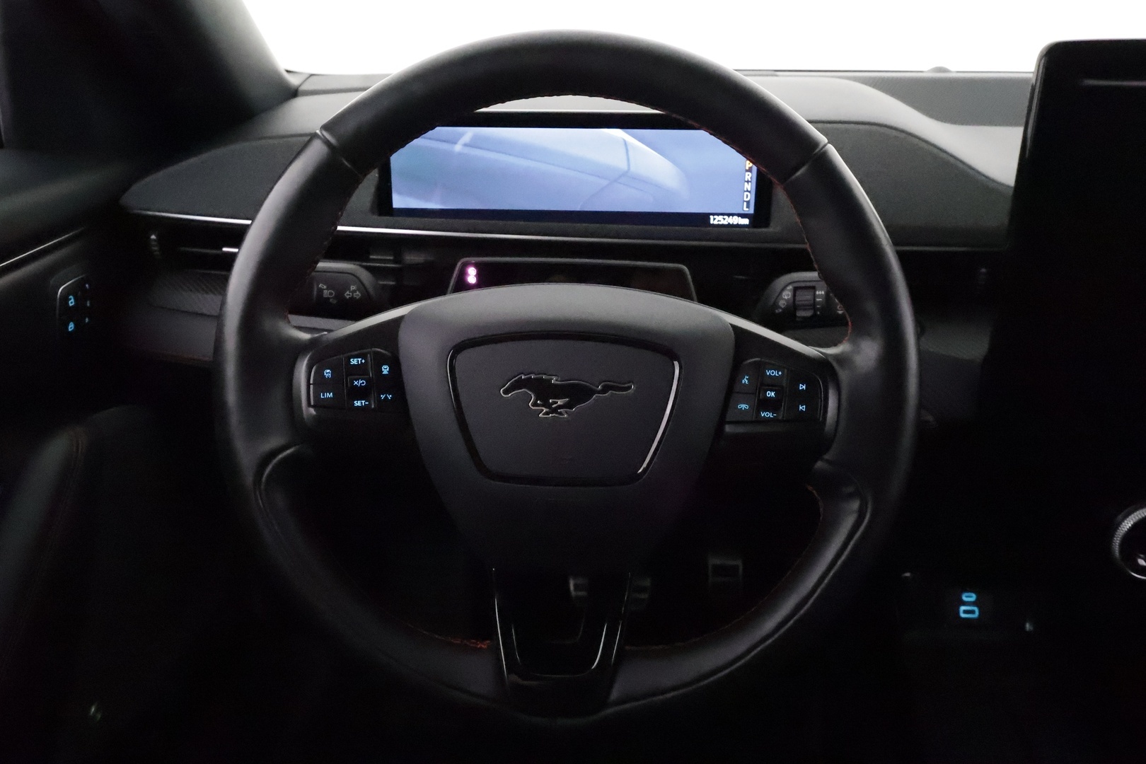 FORD Mustang Mach-E 2021