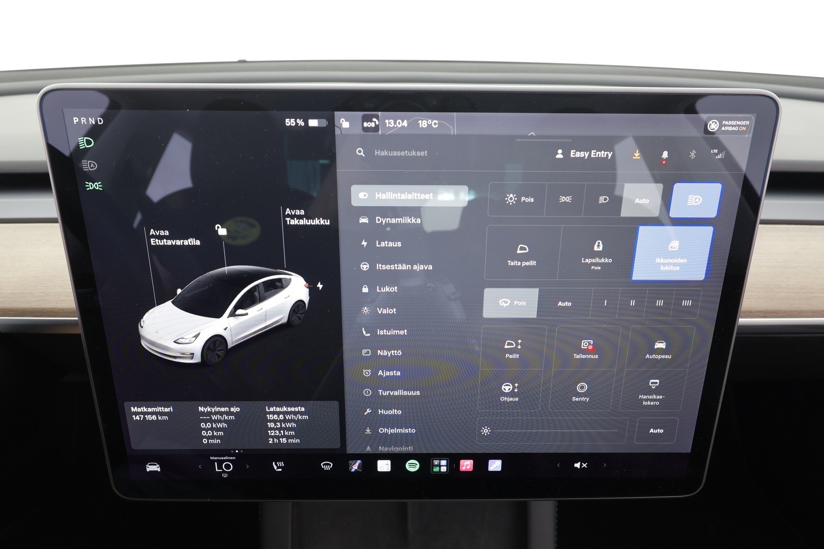 TESLA Model 3 2021
