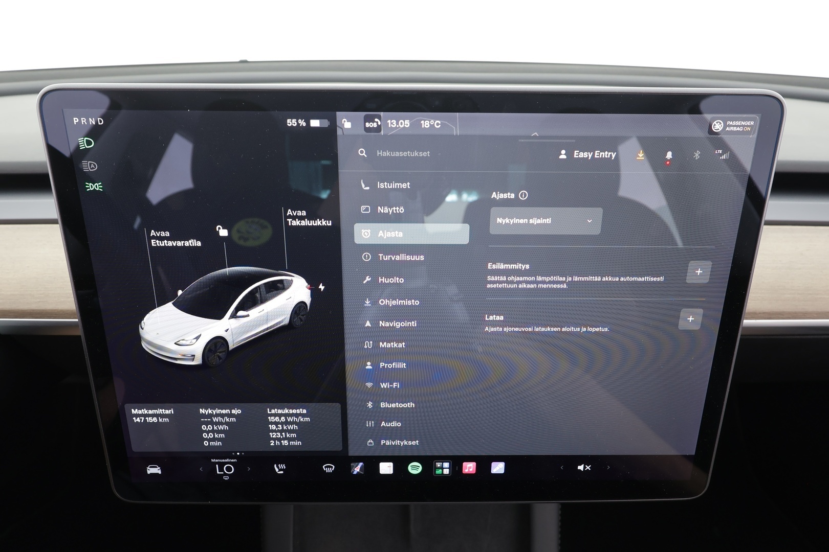 TESLA Model 3 2021