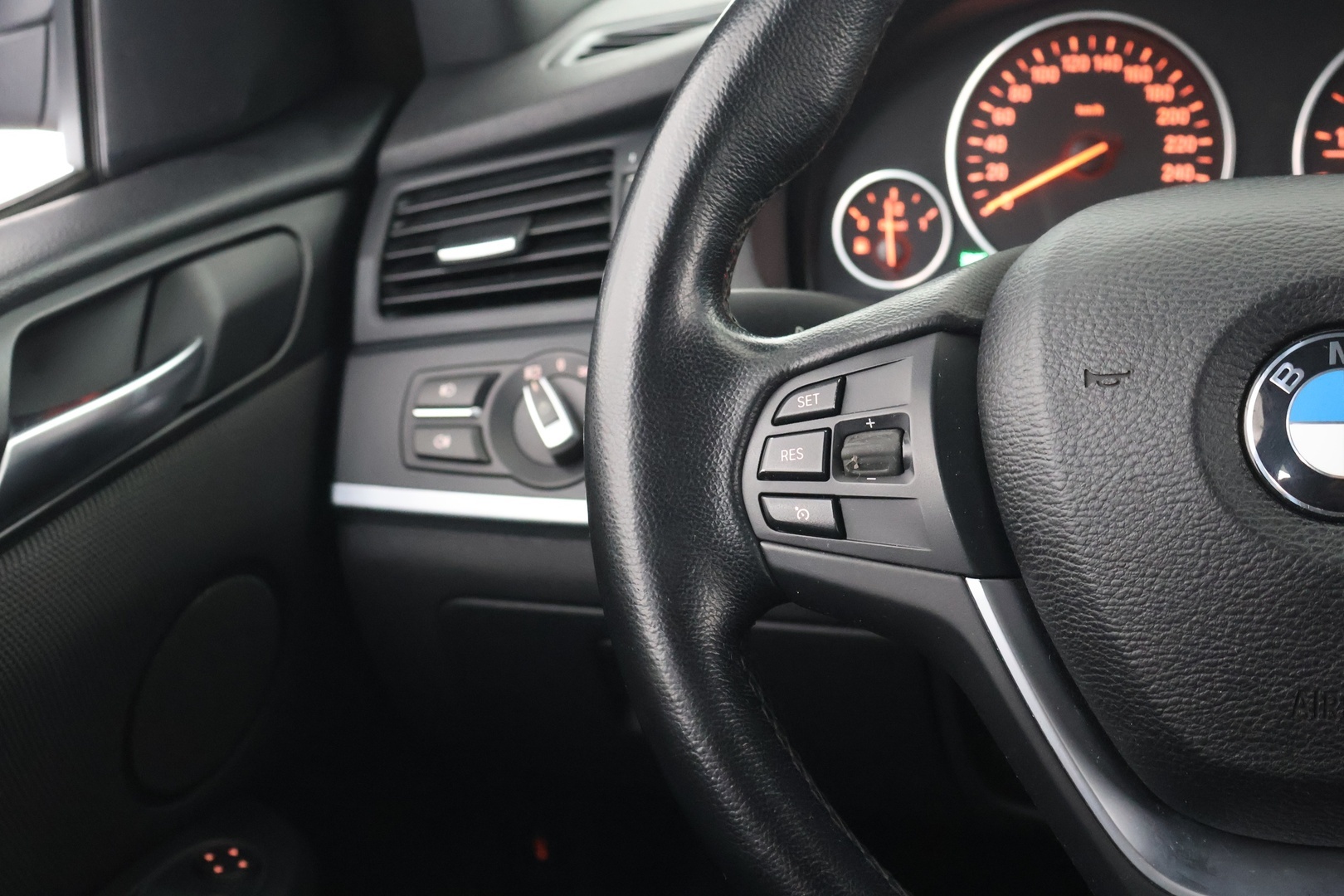 BMW X3 2012