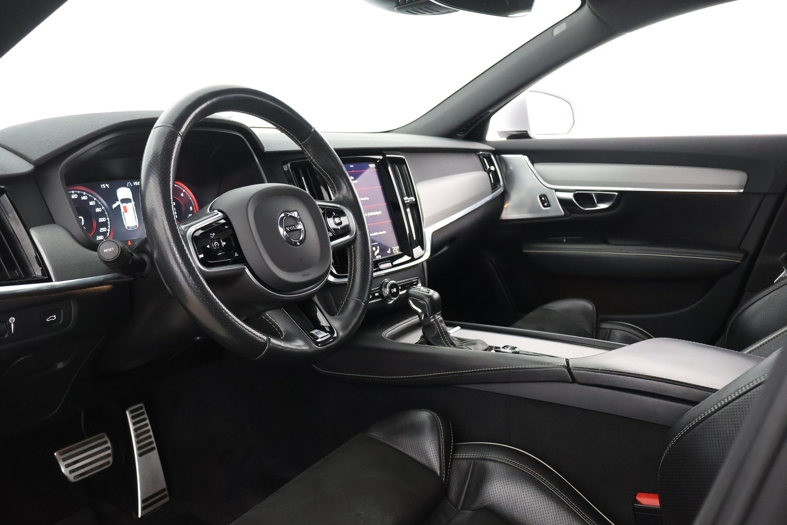 VOLVO V90 2017